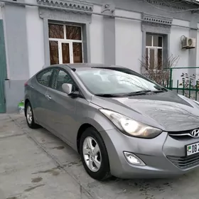 Hyundai Elantra 2012