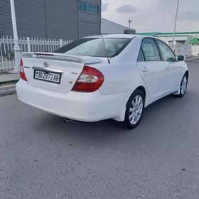 Toyota Camry 2004