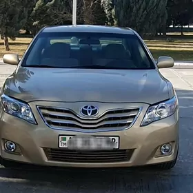 Toyota Camry 2010