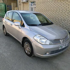 Nissan Versa 2010