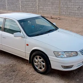 Toyota Camry 1999