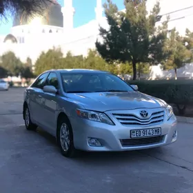 Toyota Camry 2010