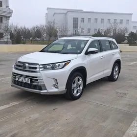 Toyota Highlander 2019