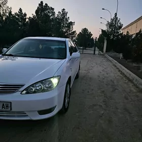 Toyota Camry 2005