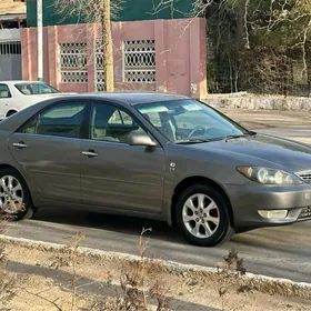 Toyota Camry 2005