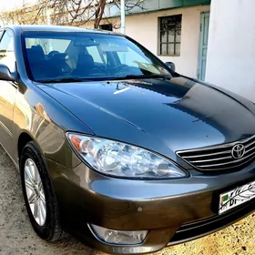 Toyota Camry 2004