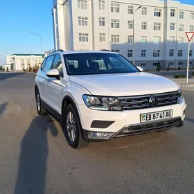 Volkswagen Tiguan 2020