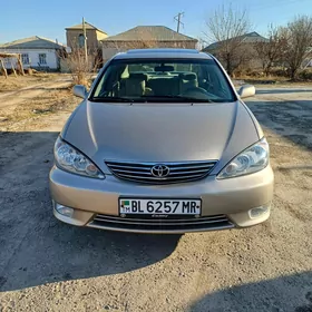 Toyota Camry 2004