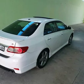 Toyota Corolla 2012