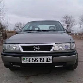 Opel Vectra 1992