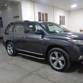 Toyota Grand Highlander 2023