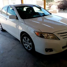 Toyota Camry 2011