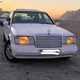 Mercedes-Benz 230E 1992