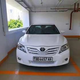 Toyota Camry 2010