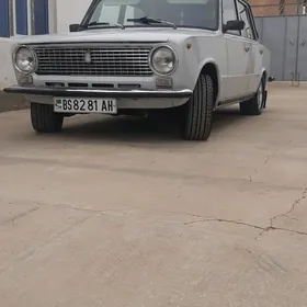 Lada 2104 1980