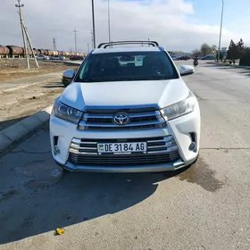 Toyota Highlander 2018