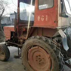 MTZ T-28 2000