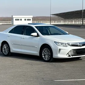 Toyota Camry 2016