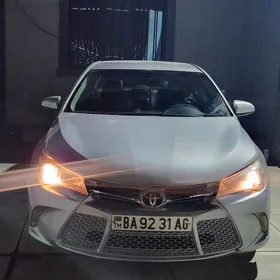 Toyota Camry 2016