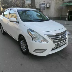 Nissan Sunny 2014