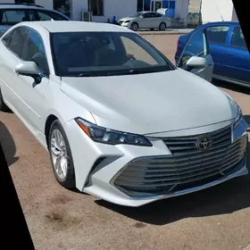 Toyota Avalon 2021