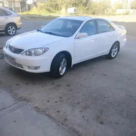 Toyota Camry 2003