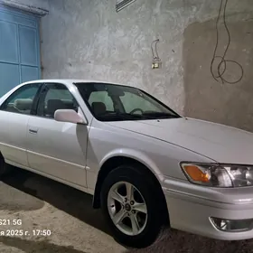 Toyota Camry 1999