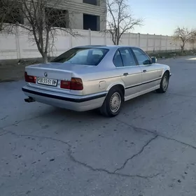 BMW 525 1990