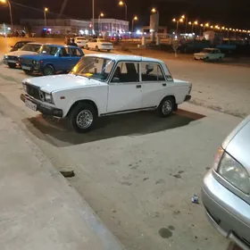 Lada 2107 1985