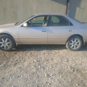 Toyota Camry 1999