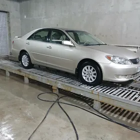 Toyota Camry 2005