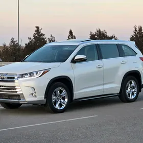 Toyota Highlander 2019