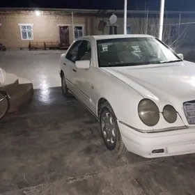 Mercedes-Benz E430 1998