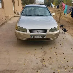 Toyota Camry 1999