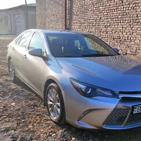 Toyota Camry 2016