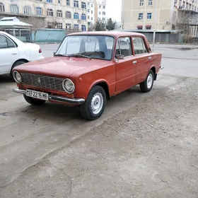 Lada 2104 1982