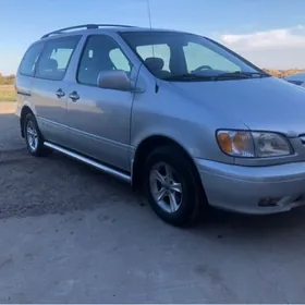 Toyota Sienna 2002