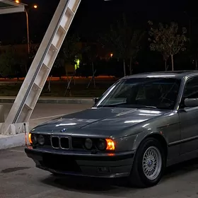 BMW E34 1990