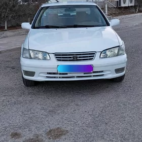 Toyota Camry 2000