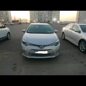 Toyota Corolla 2015