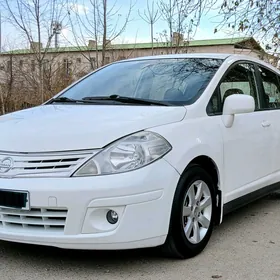 Nissan Versa 2010