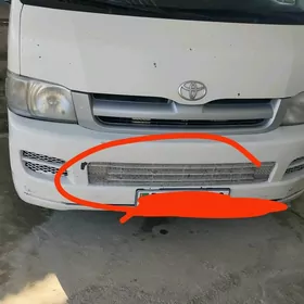 Toyota Hiace 2006