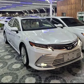 Toyota Camry 2020