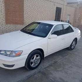 Toyota Camry 2000