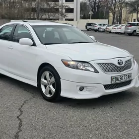 Toyota Camry 2011