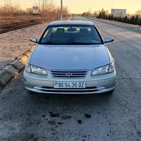 Toyota Camry 2000