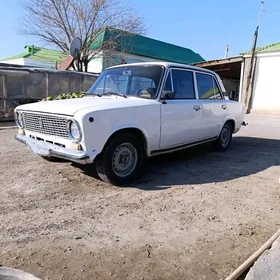 Lada 2104 1980