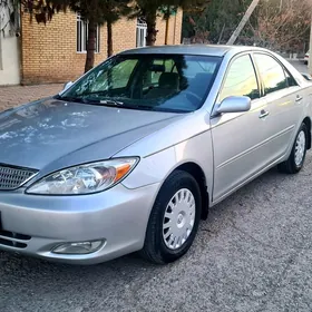 Toyota Camry 2004