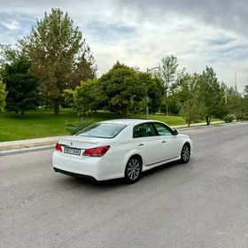 Toyota Avalon 2011