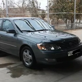 Toyota Avalon 2000